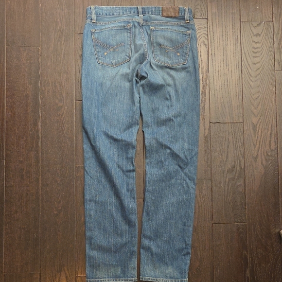 New York & Company Classic Blue Jeans - Picture 11 of 13